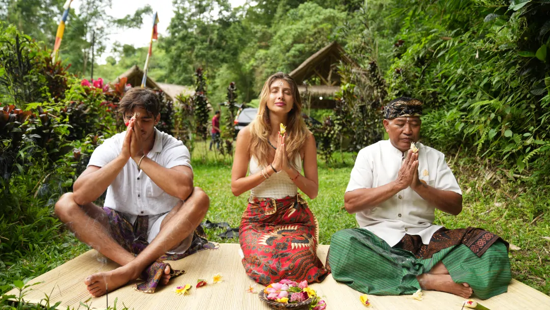 Ubud cultural experiences luxury travellers Bali